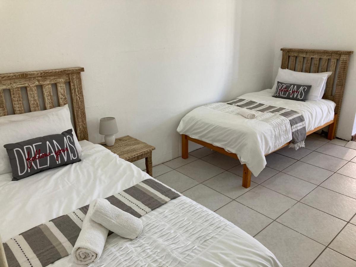 Mangolds Guest House Port Elizabeth Esterno foto